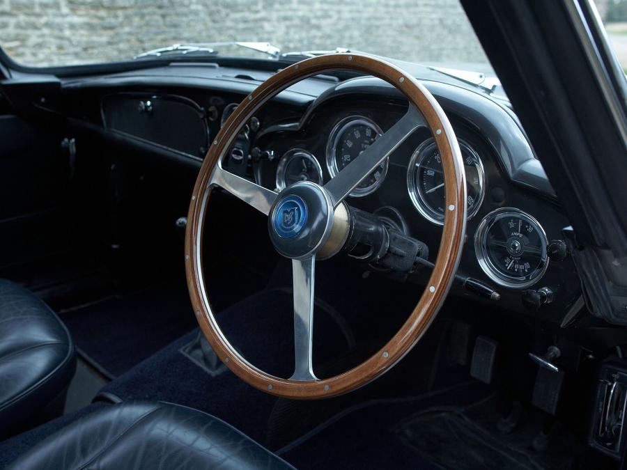 Торпедо Aston Martin DB4 (Series II) 1960 года  (UK) (фото 24 из 38)